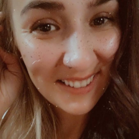 Meet your Posher, Neila - Picture 3 of 6